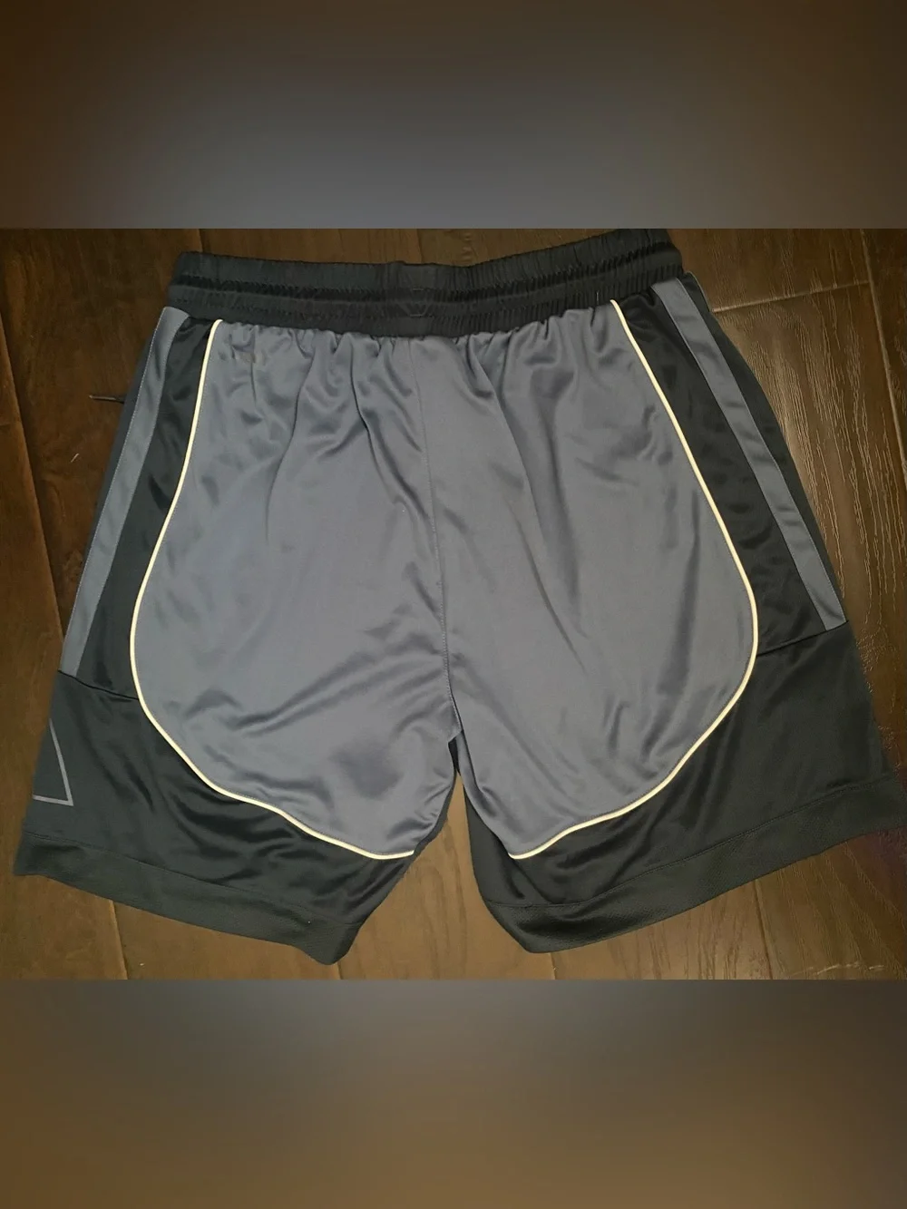 Adidas Men’s Black & Blue Performance Training Shorts Lightweight mesh pockets L